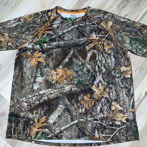 Realtree shirt size 2XL